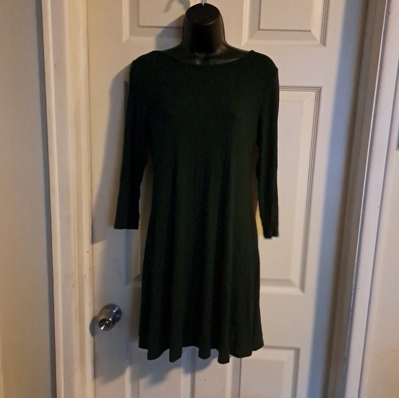 Forever 21 mini Dress cut out in the back size large - Picture 1 of 3